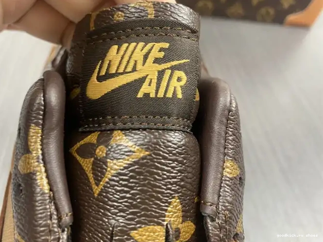 1 x AJ1 Air Jordan OW Off-Louis LOW 0601